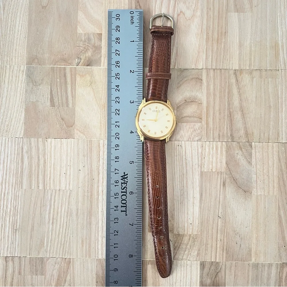 Guess retro gold tone brown leather dress watch NEW BATTERY